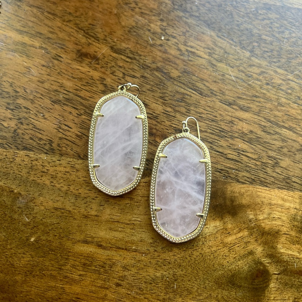 Kendra Scott rose quartz earrings
